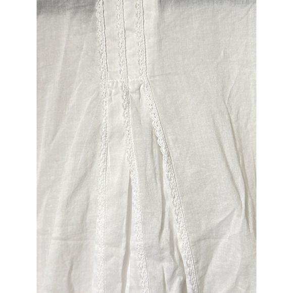CAbi Women's Medium White Collared Cotton Lace Detail Long Sleeve ButtonUp Shirt - Picture 5 of 9